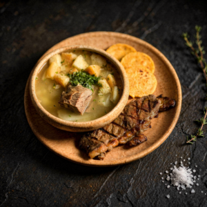 Caldo de costilla + churrasco de res